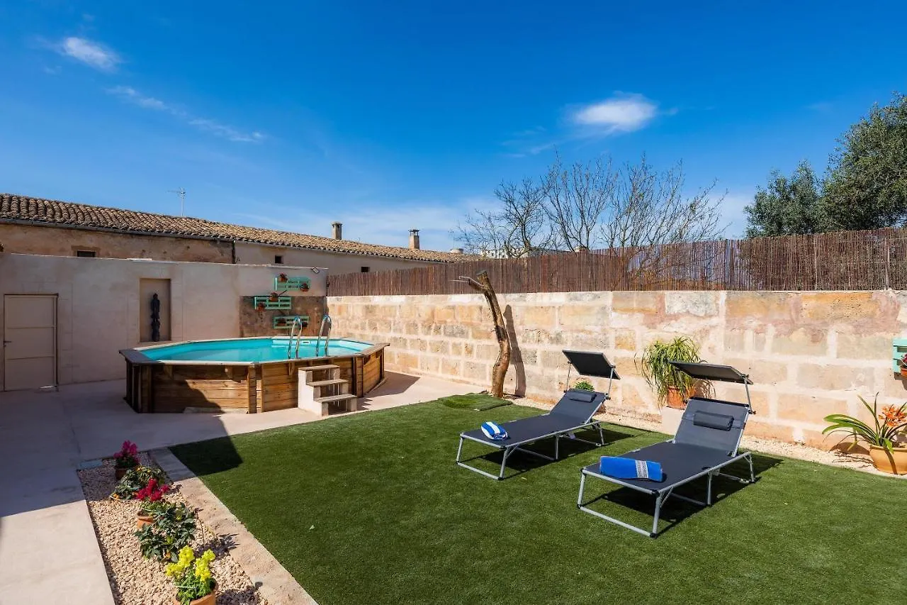 Cas Padri Pep Villa Ariany 0*,  Spain