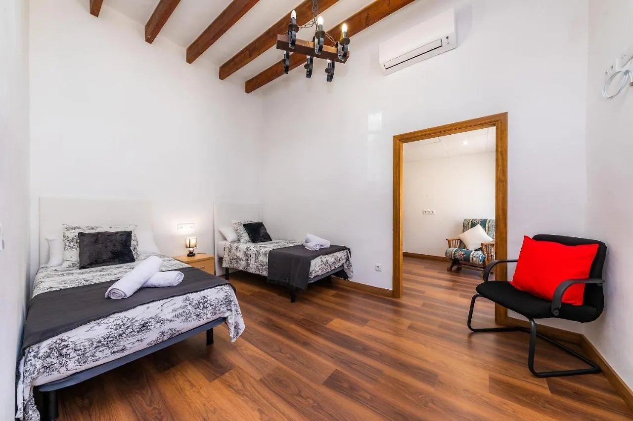 Cas Padri Pep Villa Ariany 0*,